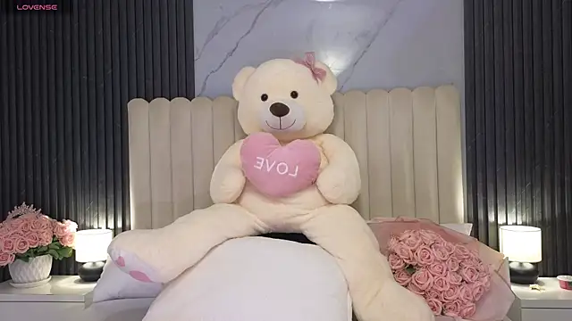 Madiee Rhea online show from 06-30-26, 08:10