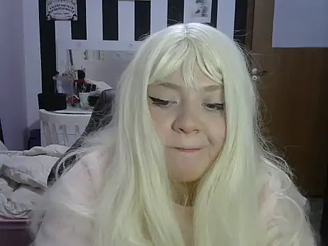 RuthBunny online show from 08-06-26, 01:46