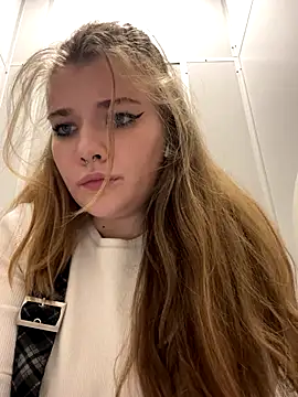 Snapshot of Holy_Tereza chatting on 12-01-24, 07:36 Holy Tereza online show from 12-01-24, 07:36