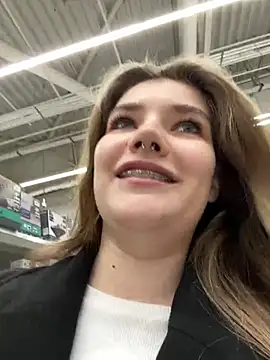 Snapshot of Holy_Tereza chatting on 01-08-25, 03:28 Holy Tereza online show from 01-08-25, 03:28