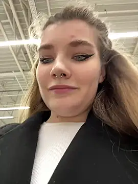 Snapshot of Holy_Tereza chatting on 01-12-25, 03:25 Holy Tereza online show from 01-12-25, 03:25