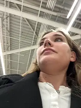 Snapshot of Holy_Tereza chatting on 02-28-25, 03:15 Holy Tereza online show from 02-28-25, 03:15