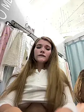 Snapshot of Holy_Tereza chatting on 03-04-25, 06:18 Holy Tereza online show from 03-04-25, 06:18