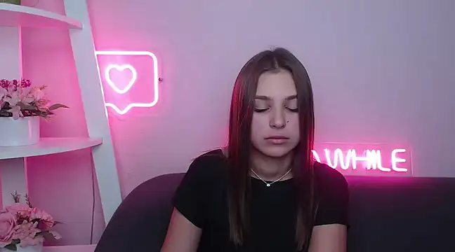 MilanaAngelAs online show from 02-15-25, 06:23