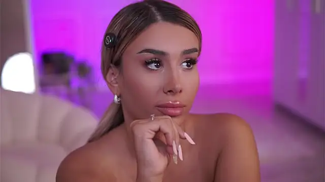 EvaZane online show from 11-12-25, 07:24