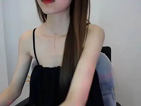 Snapshot of LiDonnaa chatting on 05-21-26, 02:57 LiDonnaa online show from 05-21-26, 02:57