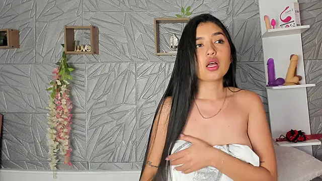 Snapshot of LilithKlain_ chatting on 01-13-25, 04:19 LilithKlain online show from 01-13-25, 04:19