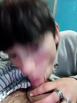 Snapshot of babylexx_18 chatting on 12-15-25, 05:06 babylexx 18 online show from 12-15-25, 05:06