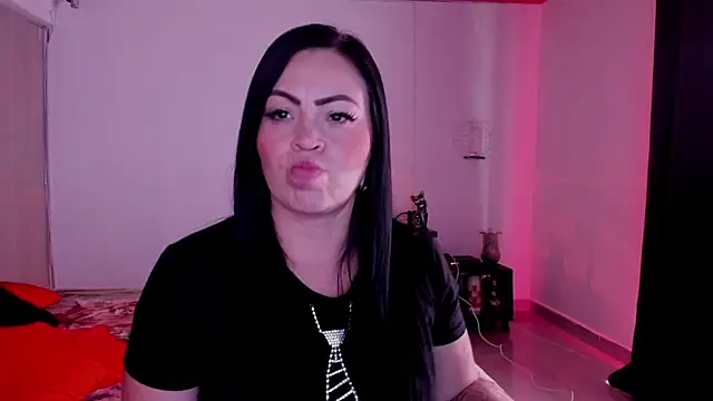 Snapshot of charlottemeyerr chatting on 01-24-25, 07:39 charlottemeyerr online show from 01-24-25, 07:39