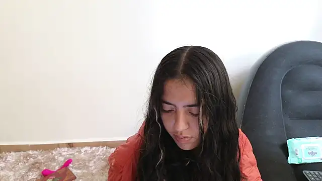 ViolettaSummer online show from 03-20-25, 12:00