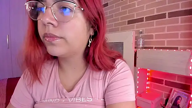 Rousse Collinss online show from 12-12-24, 11:36