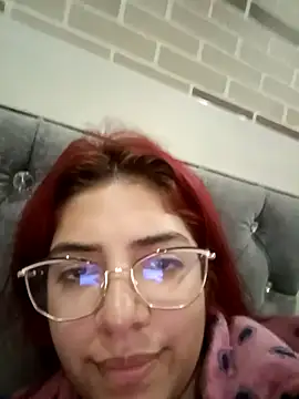 Rousse Collinss online show from 12-22-24, 11:09