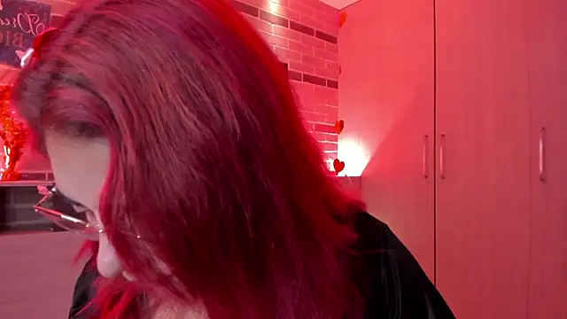 Rousse Collinss online show from 02-07-25, 09:58