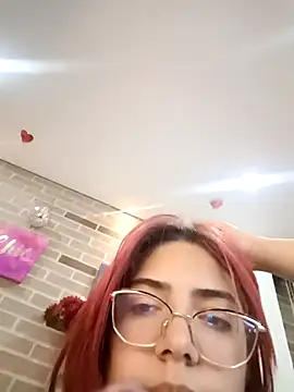 Rousse Collinss online show from 03-21-25, 03:35