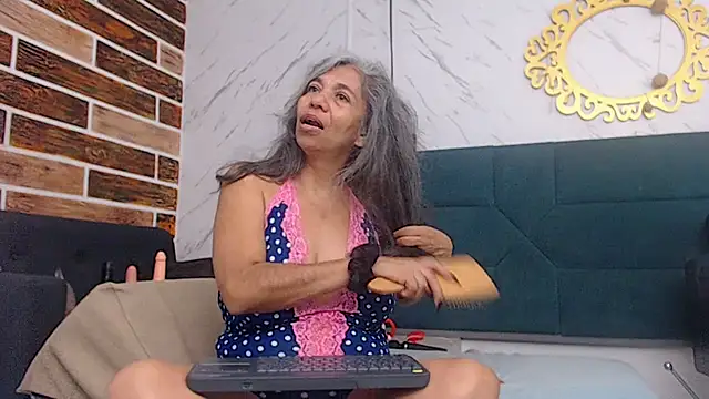 chanel grant online show from 11-30-25, 01:48