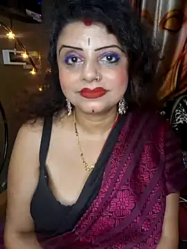 Snapshot of Maaya66 chatting on 01-15-25, 04:21 Maaya66 online show from 01-15-25, 04:21