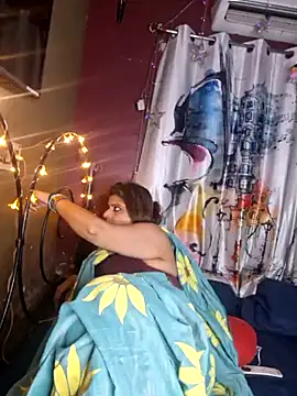 Snapshot of Maaya66 chatting on 11-03-25, 07:37 Maaya66 online show from 11-03-25, 07:37