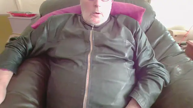 Leatherman63 online show from 09-13-25, 07:30