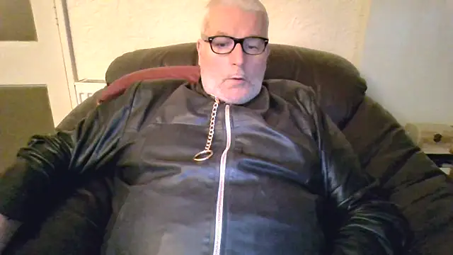 Leatherman63 online show from 10-23-25, 05:55