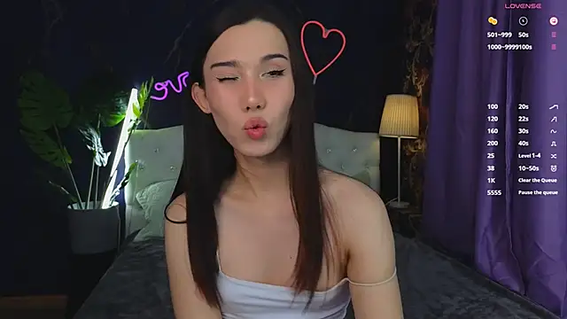 Kaia Sunshine Mia online show from 02-09-25, 02:29