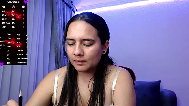 Snapshot of Lexyevans chatting on 12-06-24, 11:36 Lexyevans online show from 12-06-24, 11:36