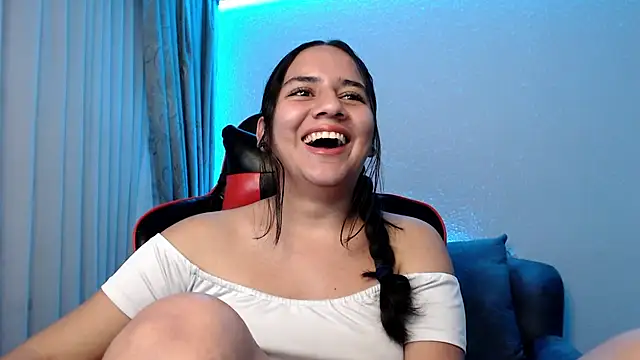 Snapshot of Lexyevans chatting on 12-16-24, 10:34 Lexyevans online show from 12-16-24, 10:34