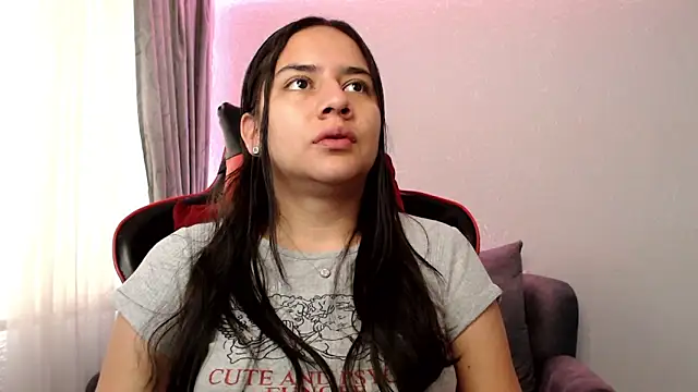 Snapshot of Lexyevans chatting on 12-26-24, 06:12 Lexyevans online show from 12-26-24, 06:12