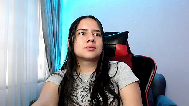 Snapshot of Lexyevans chatting on 12-26-24, 09:15 Lexyevans online show from 12-26-24, 09:15