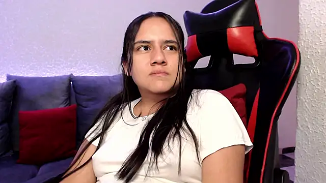 Snapshot of Lexyevans chatting on 12-27-24, 09:54 Lexyevans online show from 12-27-24, 09:54