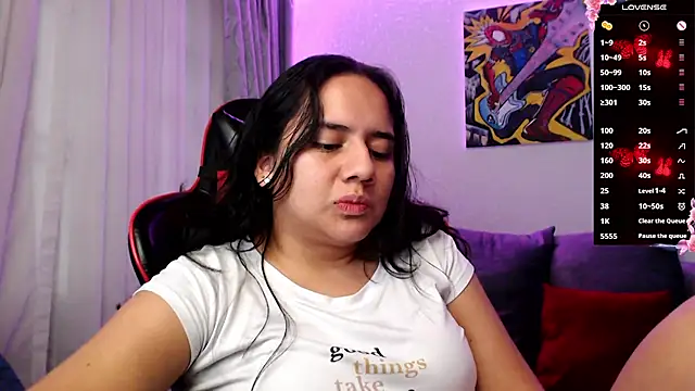 Snapshot of Lexyevans chatting on 03-04-25, 10:38 Lexyevans online show from 03-04-25, 10:38