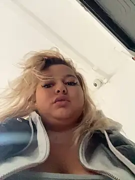 AllysonK online show from 02-04-25, 09:49