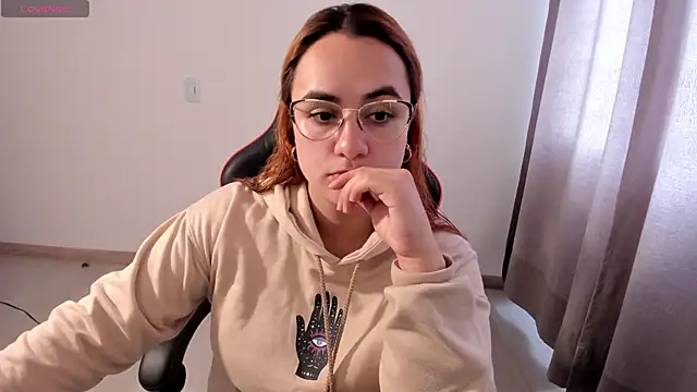 maryluna95 online show from 11-10-25, 05:34