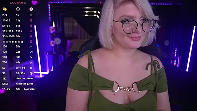 CoolTatis online show from 02-11-25, 02:35