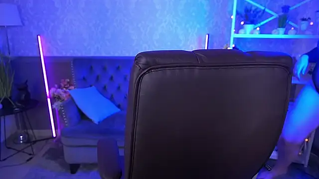 CoolTatis online show from 09-22-25, 06:59