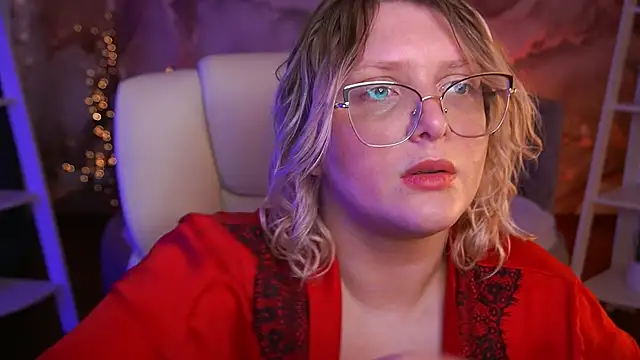 Snapshot of CoolTatis chatting on 03-03-26, 06:52 CoolTatis online show from 03-03-26, 06:52