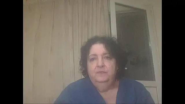 Snapshot of maturekorine chatting on 10-26-25, 04:13 maturekorine online show from 10-26-25, 04:13