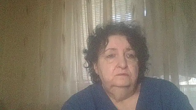 Snapshot of maturekorine chatting on 10-28-25, 01:14 maturekorine online show from 10-28-25, 01:14