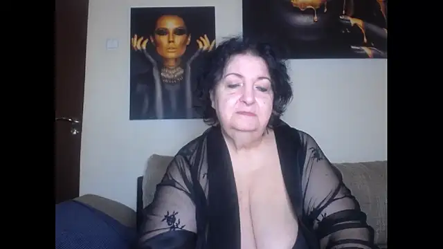 Snapshot of maturekorine chatting on 11-05-25, 12:16 maturekorine online show from 11-05-25, 12:16