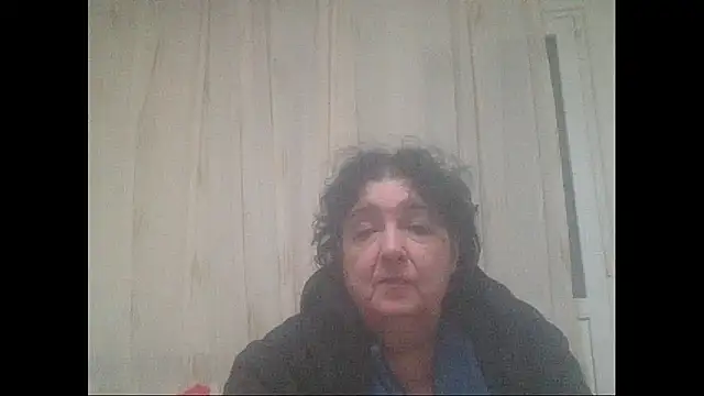 Snapshot of maturekorine chatting on 11-17-25, 11:10 maturekorine online show from 11-17-25, 11:10