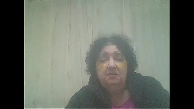 Snapshot of maturekorine chatting on 11-27-25, 06:10 maturekorine online show from 11-27-25, 06:10