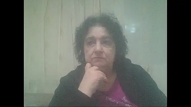 Snapshot of maturekorine chatting on 11-30-25, 03:38 maturekorine online show from 11-30-25, 03:38