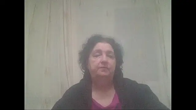 Snapshot of maturekorine chatting on 12-01-25, 05:40 maturekorine online show from 12-01-25, 05:40