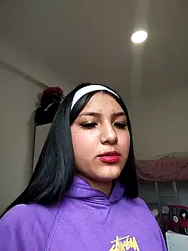 Snapshot of Alix_sweet22 chatting on 01-09-25, 11:47 Alix sweet22 online show from 01-09-25, 11:47