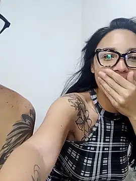 KarameloVzla online show from 10-19-25, 09:54