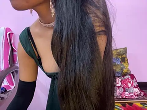 Snapshot of roshni-5 chatting on 12-20-24, 02:30 roshni-5 online show from 12-20-24, 02:30