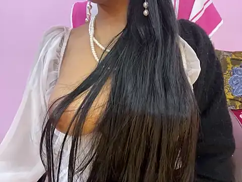 Snapshot of roshni-5 chatting on 01-01-25, 06:49 roshni-5 online show from 01-01-25, 06:49