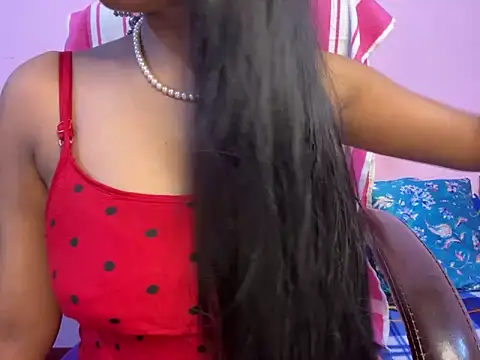 Snapshot of roshni-5 chatting on 03-07-25, 04:11 roshni-5 online show from 03-07-25, 04:11