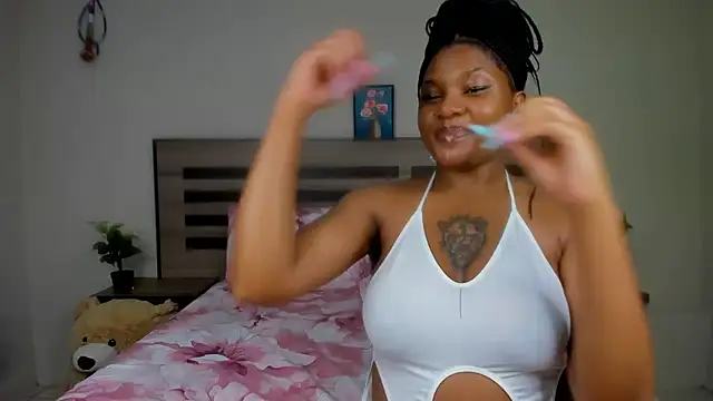 Renee-18 online show from 12-05-24, 08:22