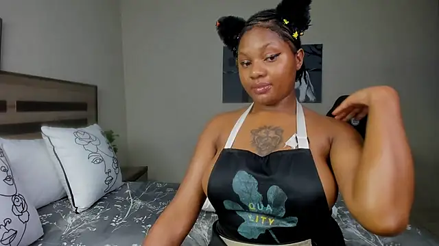 Renee-18 online show from 02-16-25, 11:48