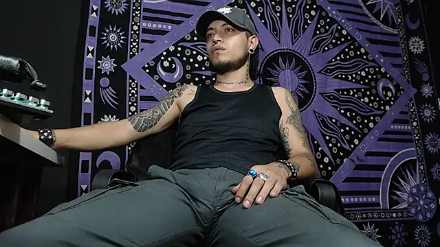 Dicaprioo  online show from 02-05-25, 12:10